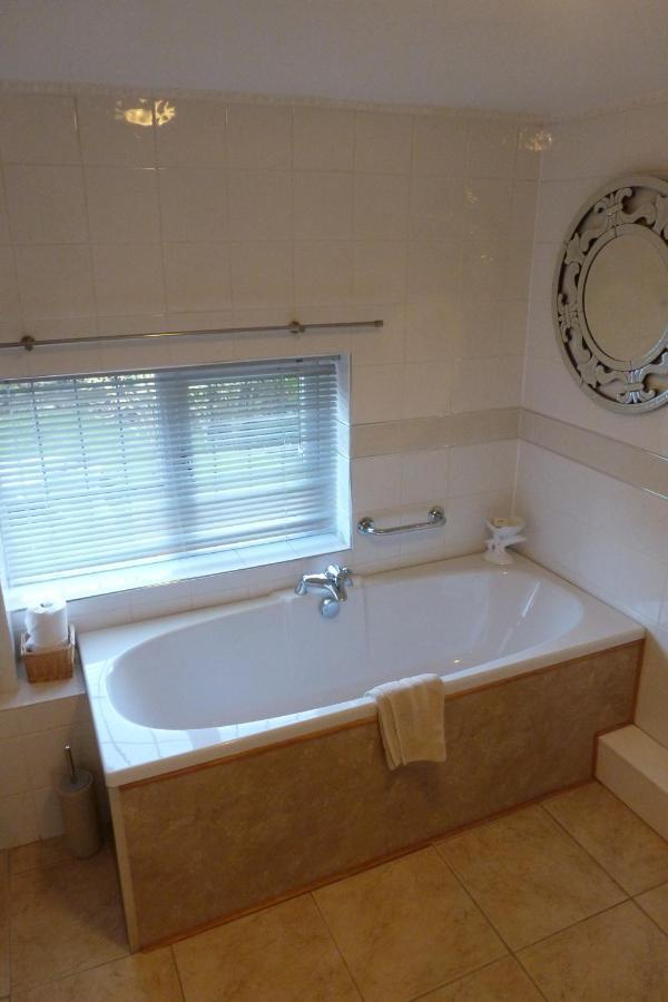 Newark Lodge Guest House Экстерьер фото